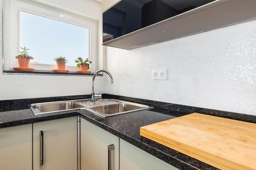 New Beach Flat With Top View - 3 Min To Sea In Luz Exterior photo